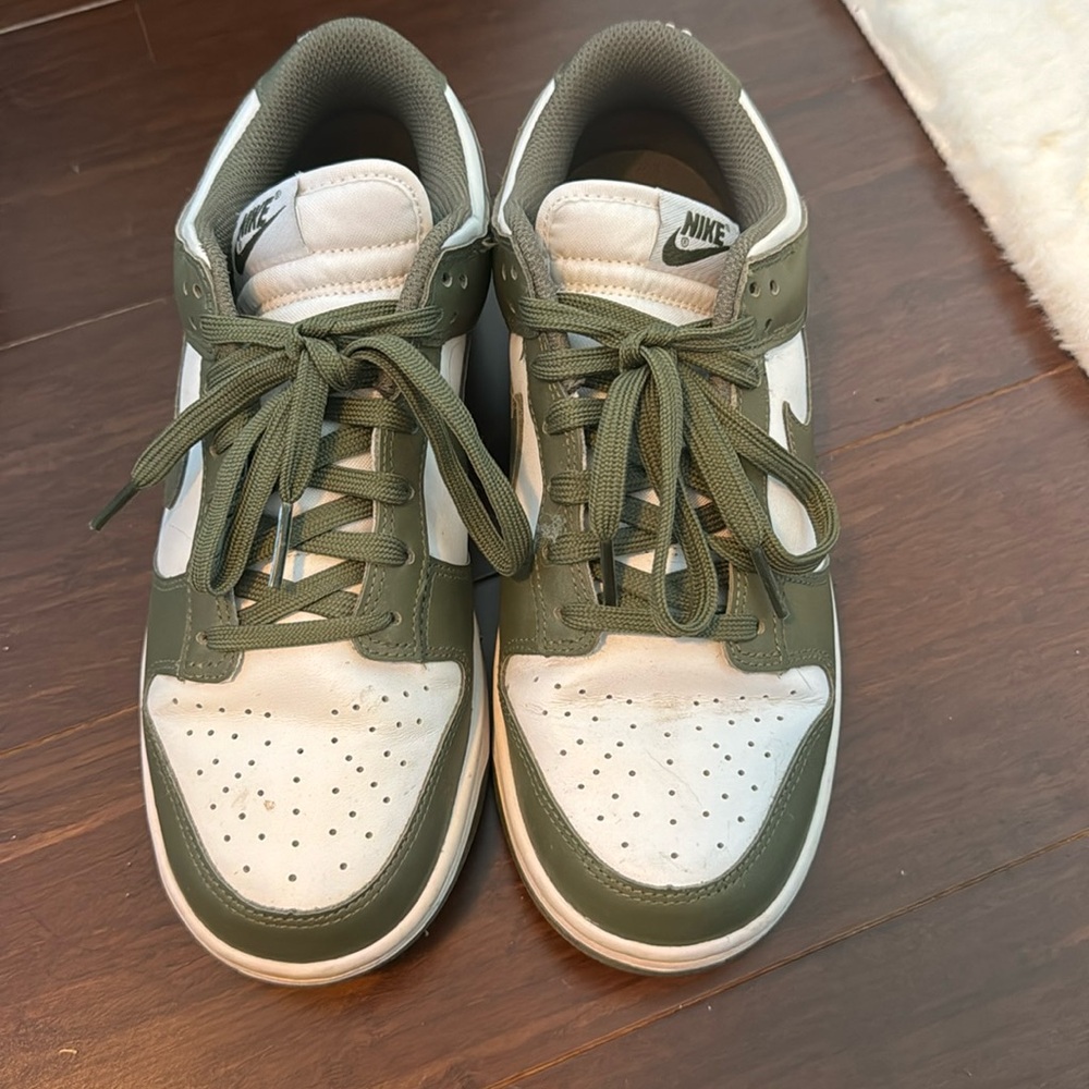 Olive green nike dunks